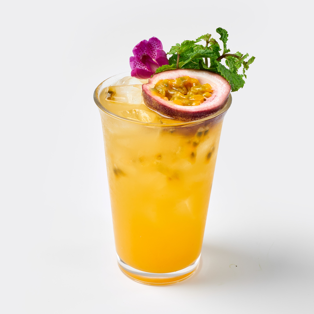 Nước Chanh Dây – Fresh Passion Fruit Drink.