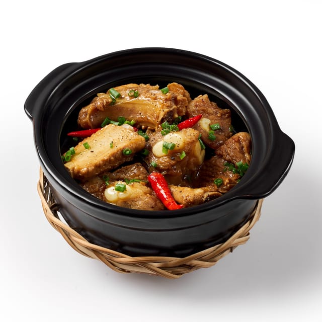 Sườn Non Kho Tộ – Southern-Style Braised Pork Ribs in Clay Pot.