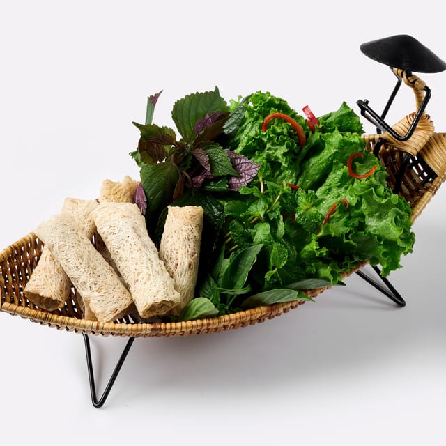 Chả Giò Rế Cua - Crab Net Egg Rolls.