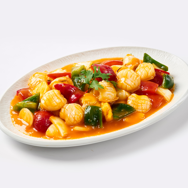 Mực Xào Thơm - Stir-Fried Squid with Pineapple.