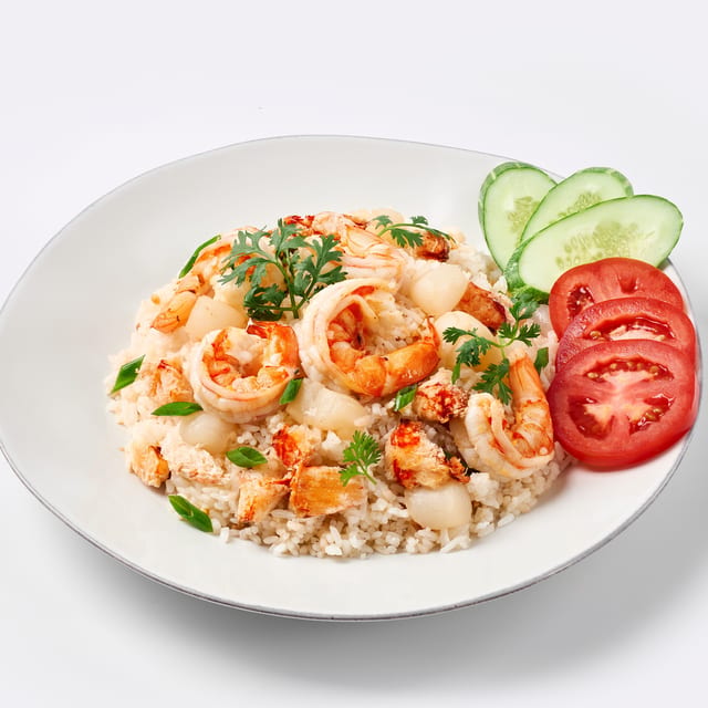 Cơm Chiên Hải Sản Đặc Biệt - Special Seafood Fried Rice.